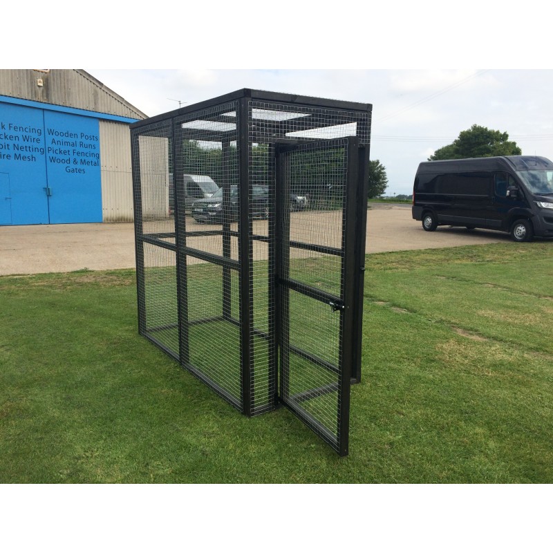 Hand Painted Rabbit Pet run 6ft x 4ft